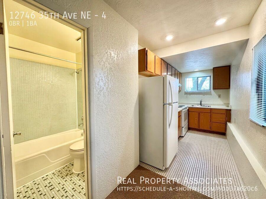 12746 35th Ave Ne #4 - Photo 7 of 15