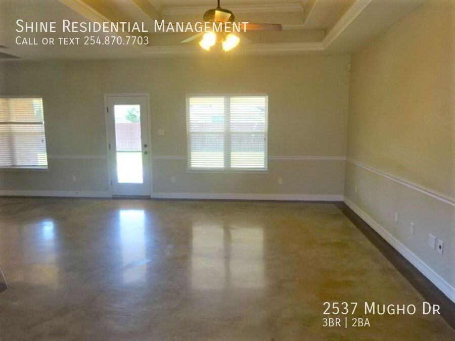 2537 Mugho Dr - Photo 5 of 26