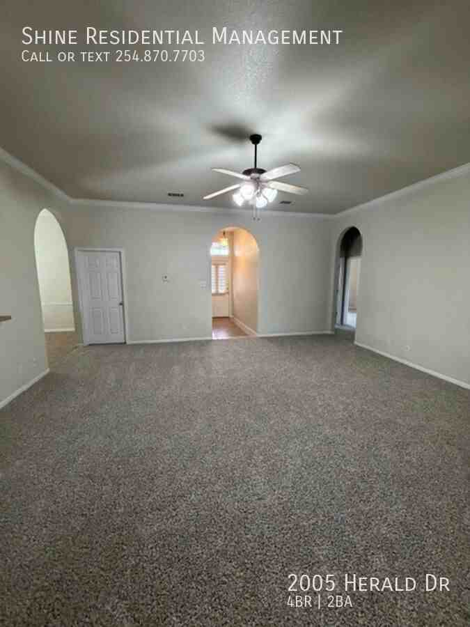 2005 Herald Dr - Photo 3 of 43