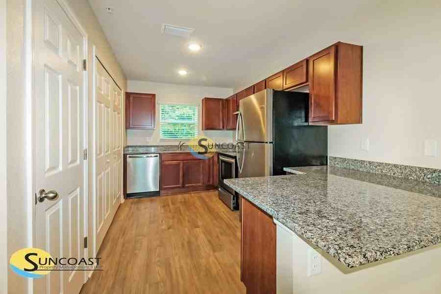 52 Walnut Rd #3 - Photo 7 of 34