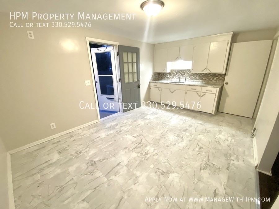 3523 Bailey St Nw - Photo 7 of 16