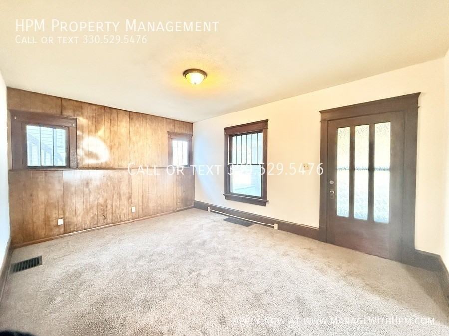 2300 9th St Sw - Photo 2 of 10