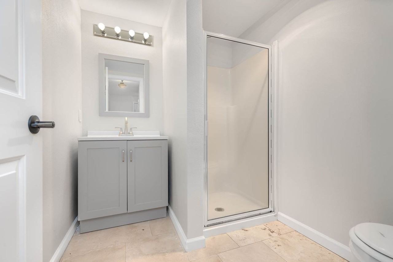 9046 Mary Ave Nw #A - Photo 6 of 19