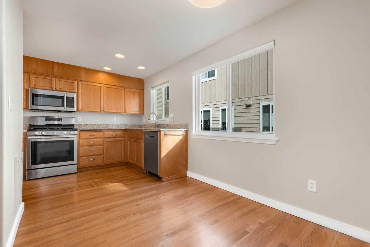 9046 Mary Ave Nw #A - Photo 7 of 19