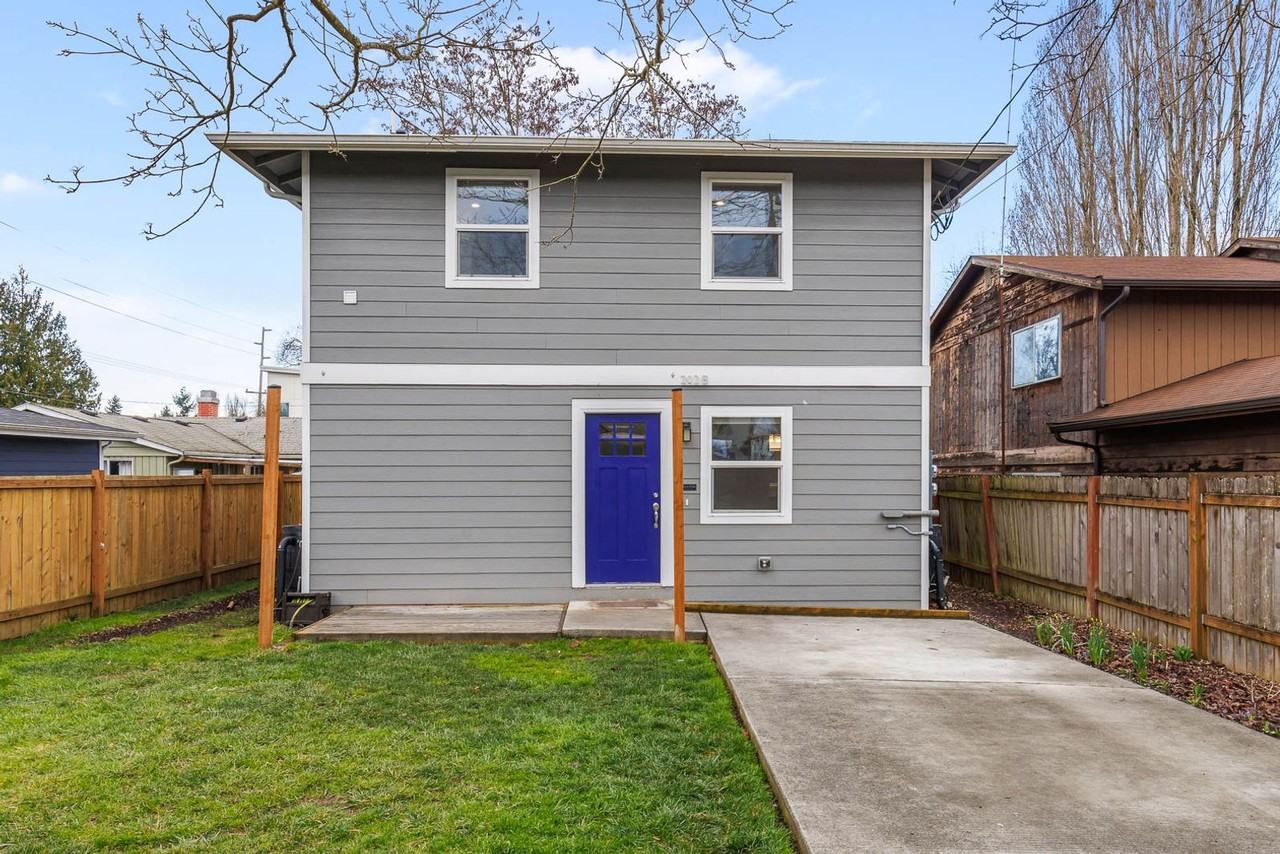 202 Nw 95th St #B - Photo 2 of 17