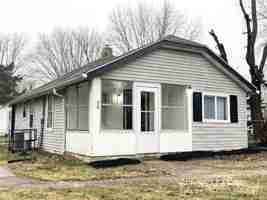 featured image of 50 Monroe St