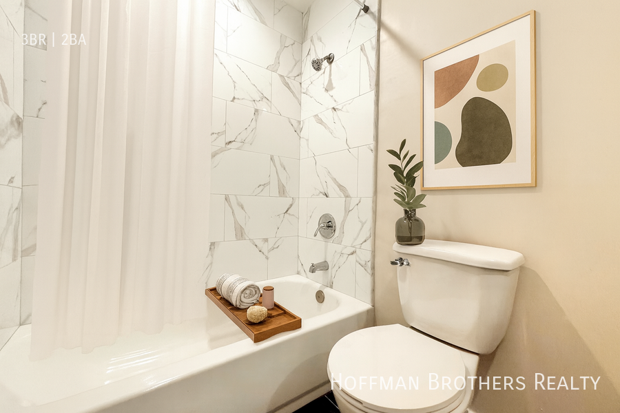 11941 Weddington St #106 - Photo 7 of 14