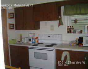 805 N 23rd Ave W - Photo 2 of 6