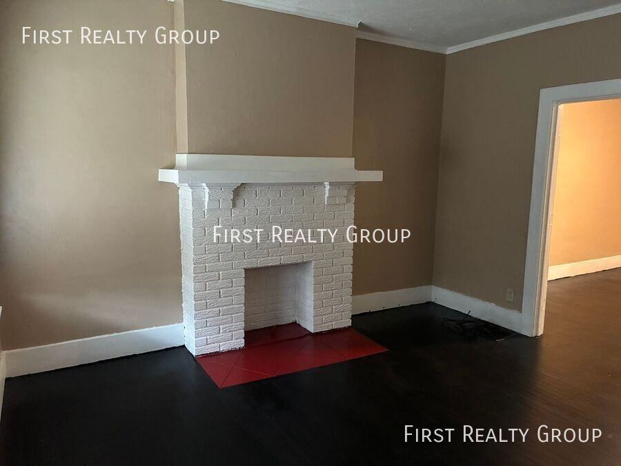 1515 Wyoming St - Photo 4 of 14