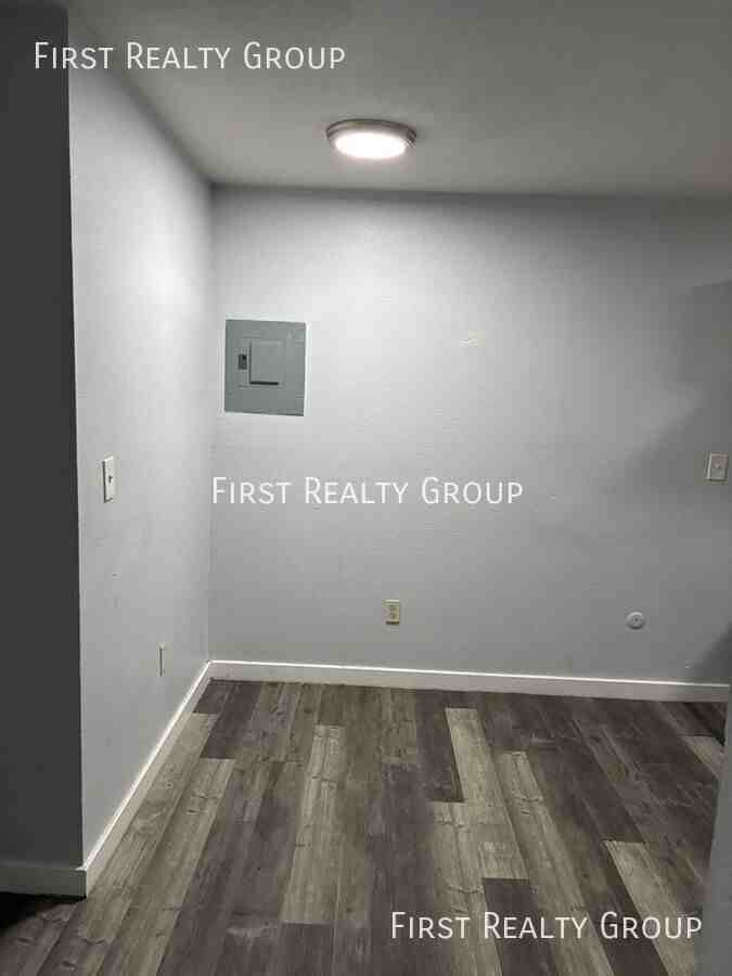 5620 N Main St #205 - Photo 6 of 9