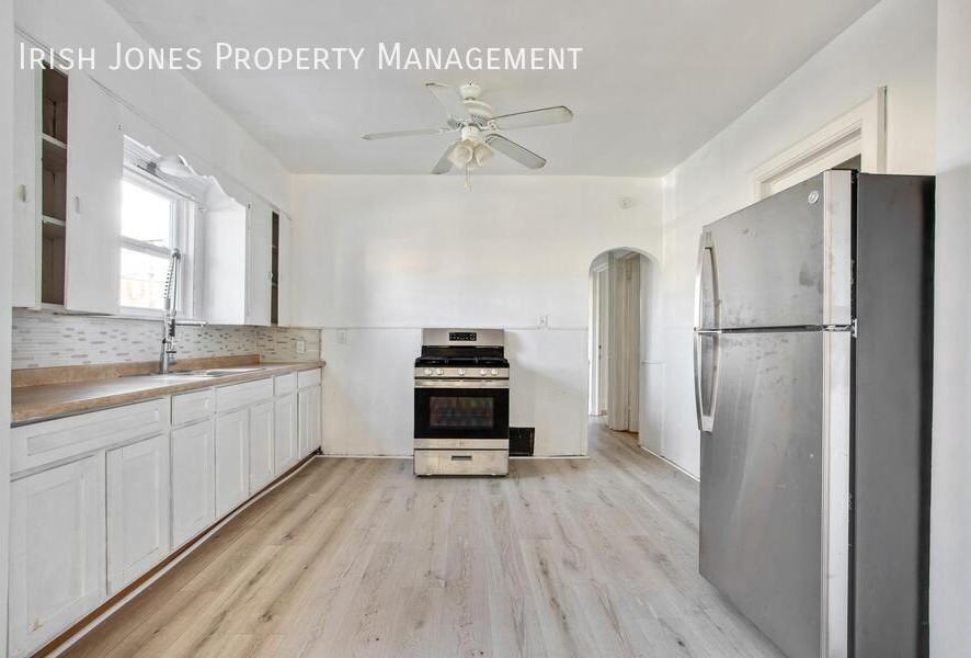 189 Cazenovia St #1 - Photo 4 of 19