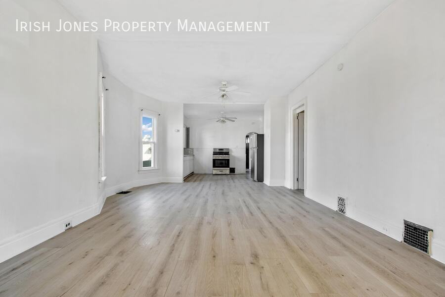 189 Cazenovia St #1 - Photo 7 of 19