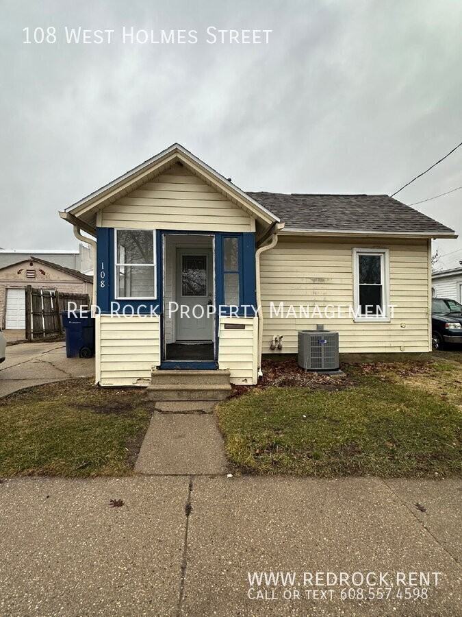 108 W Holmes St