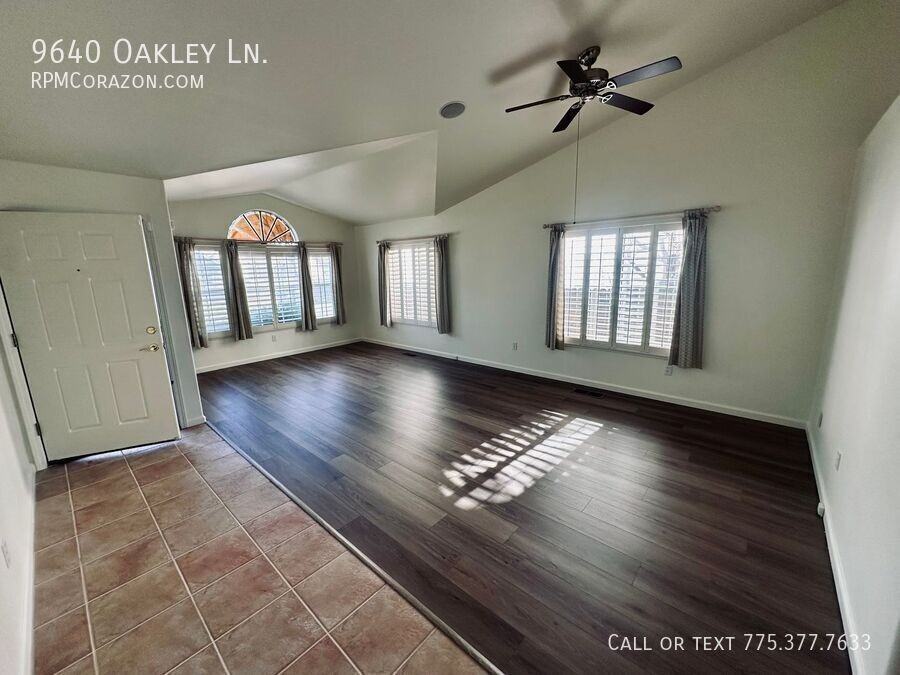 9640 Oakley Ln - Photo 3 of 25