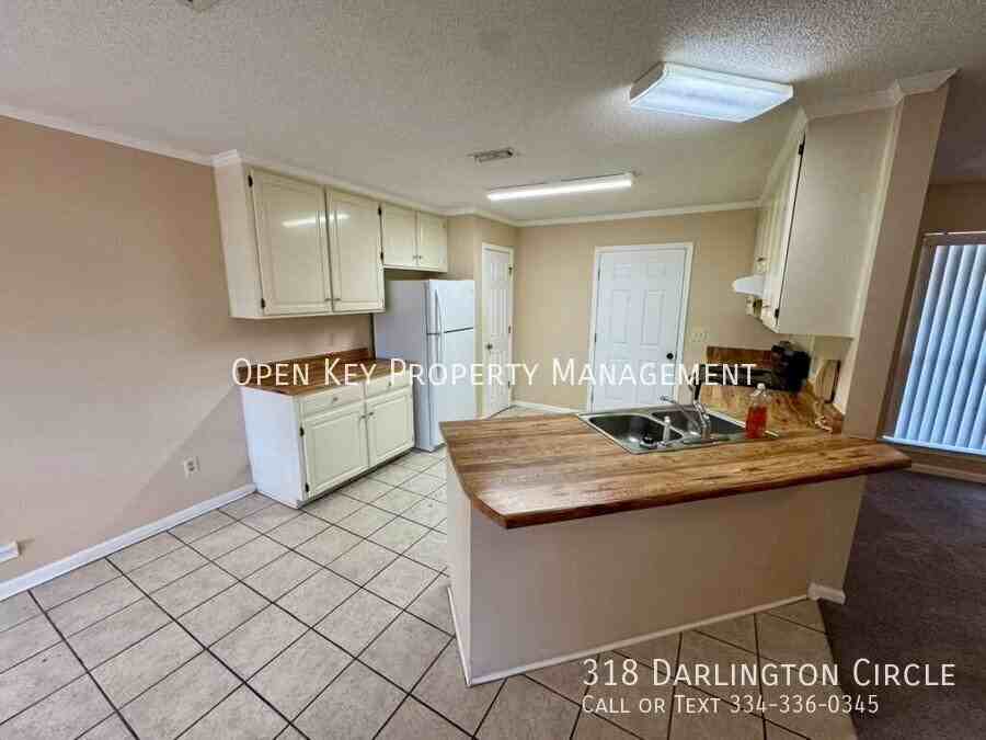 318 Darlington Cir - Photo 2 of 22