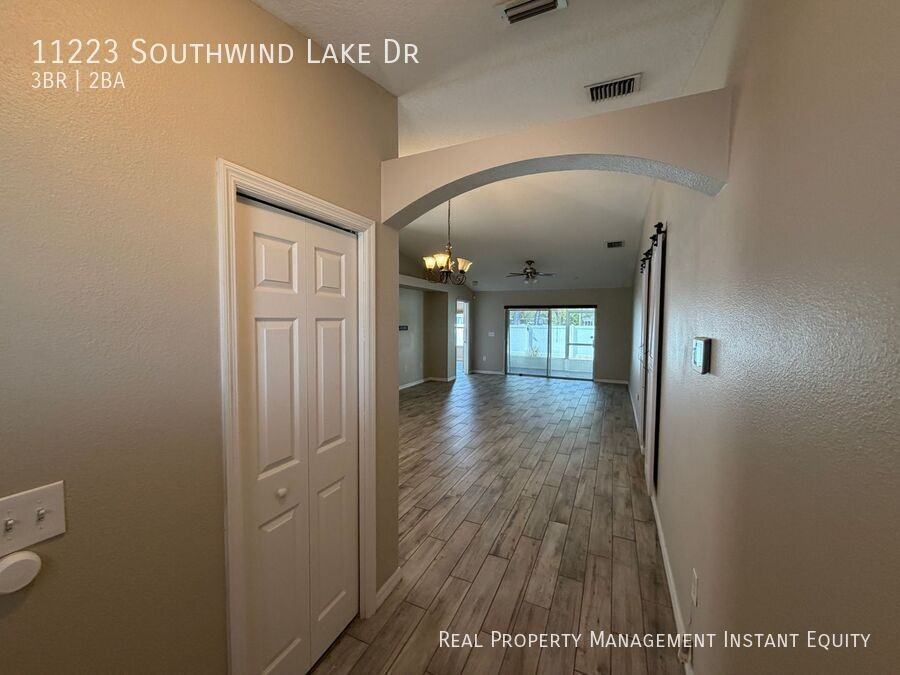 11223 Southwind Lake Dr - Photo 3 of 23