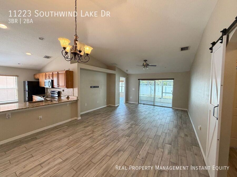 11223 Southwind Lake Dr - Photo 4 of 23