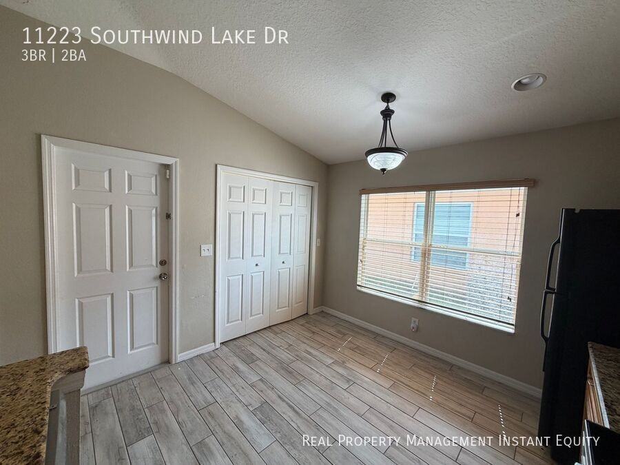 11223 Southwind Lake Dr - Photo 7 of 23