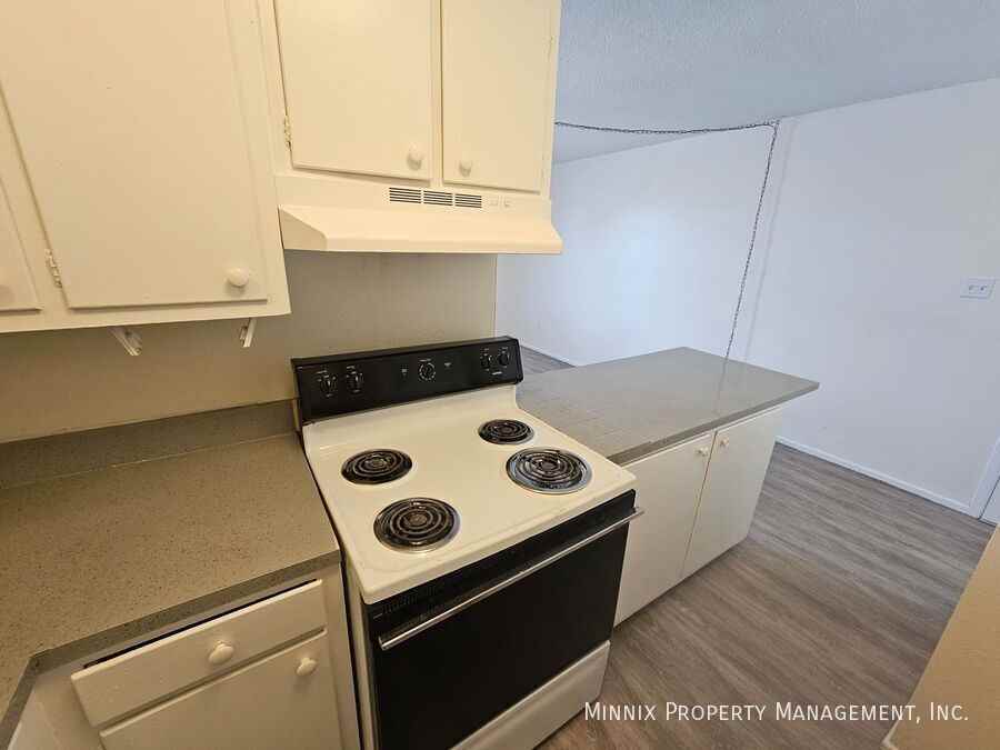 1600 Yonkers St #5 - Photo 6 of 14