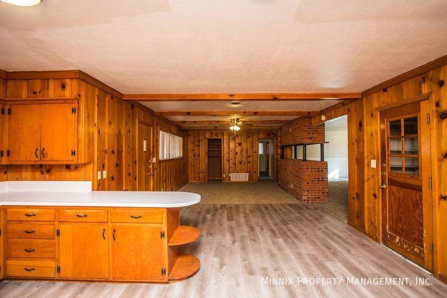 3512 45th St - Photo 6 of 31