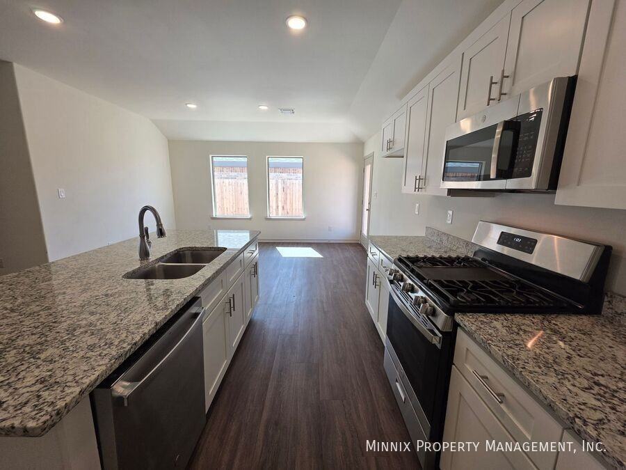 6009 Kauffman Dr - Photo 7 of 18