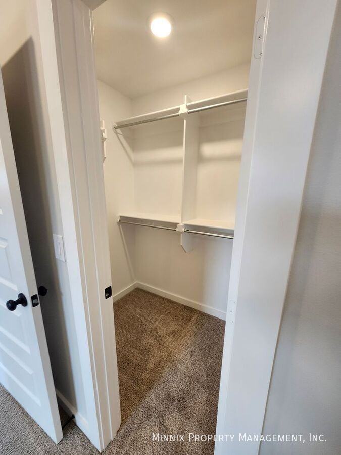 14502 Paris Ave - Photo 3 of 6