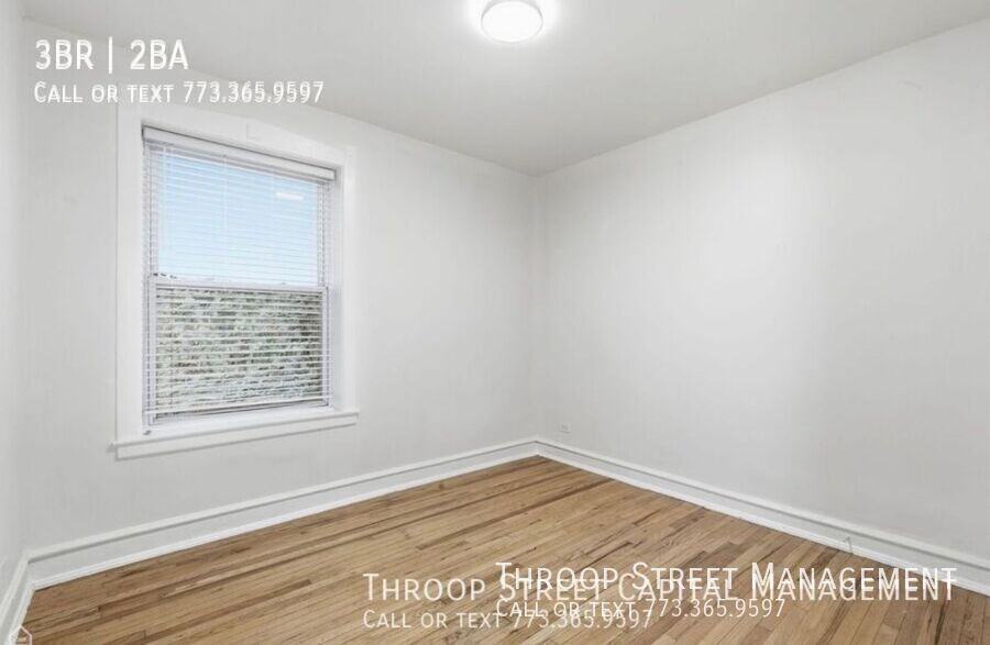 6132 S Vernon Ave Apt 3n - Photo 5 of 12