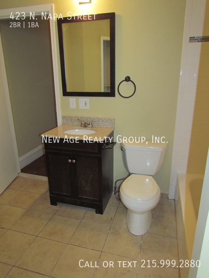 423 N Napa St - Photo 4 of 10