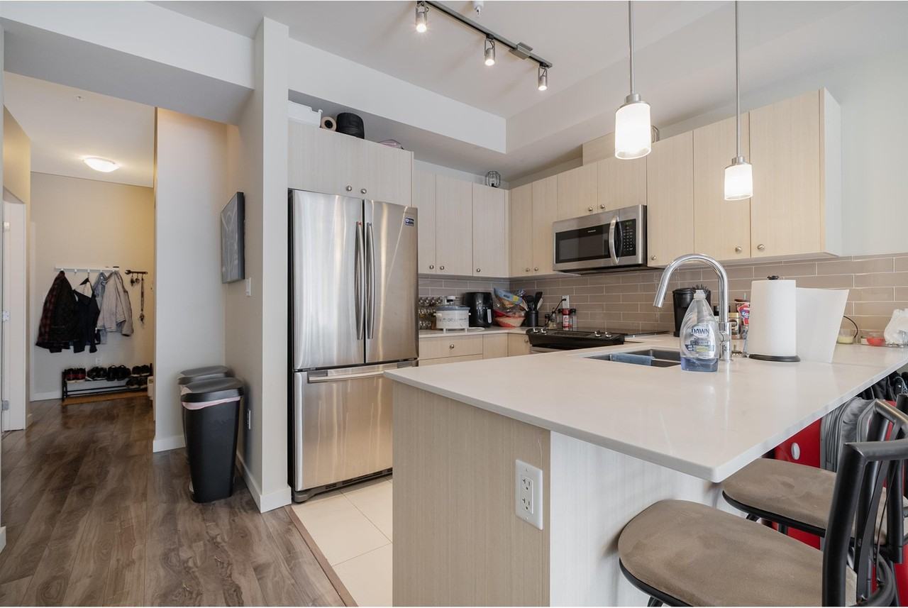 5288 Grimmer St - Photo 5 of 23