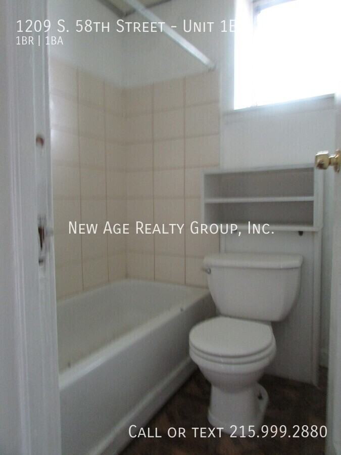 1209 S 58th St #1E - Photo 6 of 8