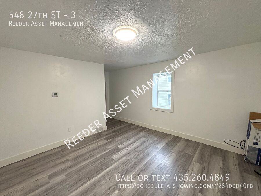 548 27th St #3 - Photo 6 of 9