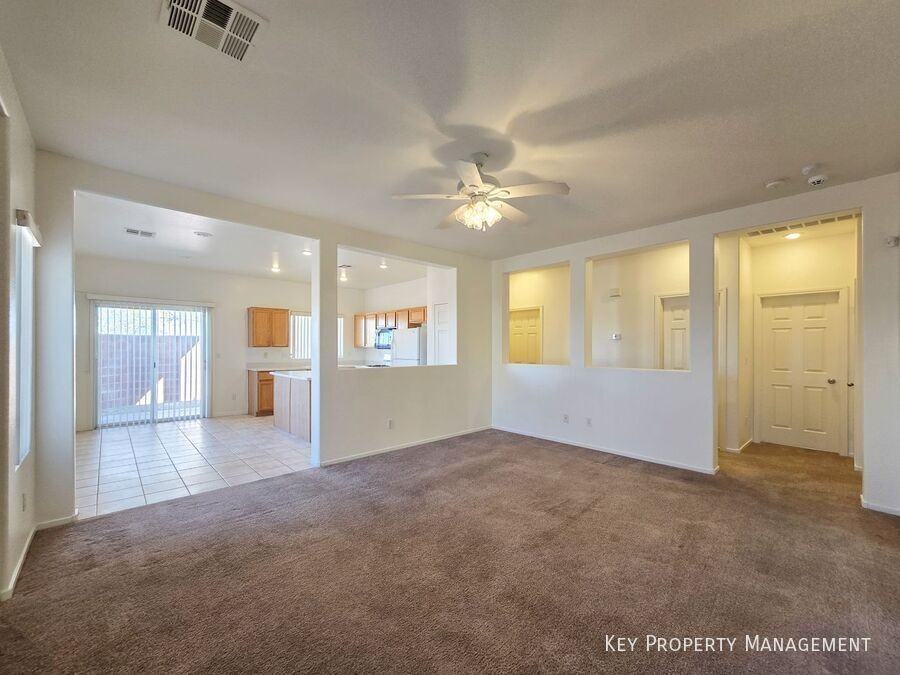 184 Mount Earl Ave - Photo 4 of 28