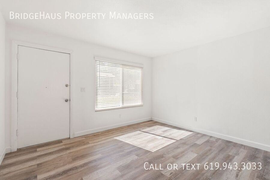 6644 Bell Bluff Ave - Photo 4 of 28