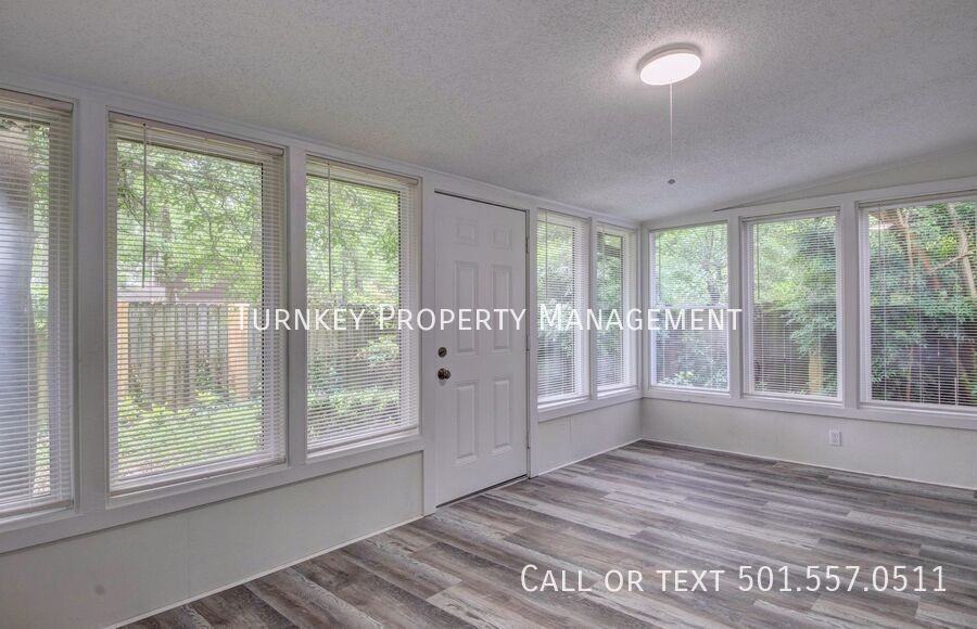 1605 Pickering Dr - Photo 5 of 16