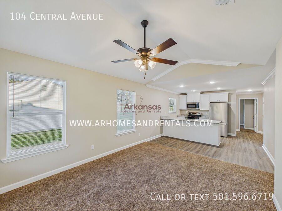 104 Central Ave - Photo 3 of 12