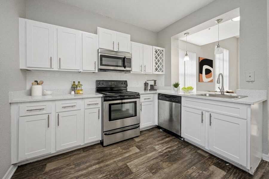 Veranda at Westchase - Photo 4 of 40