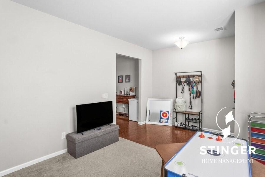 12 Tugaloo Dr - Photo 5 of 45