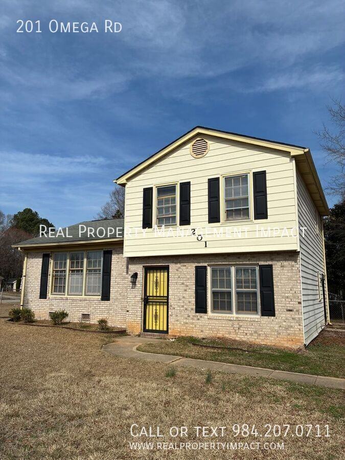 201 Omega Rd - Photo 2 of 31