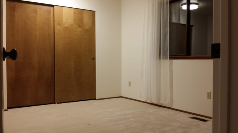 1515 207th Pl Ne - Photo 7 of 8