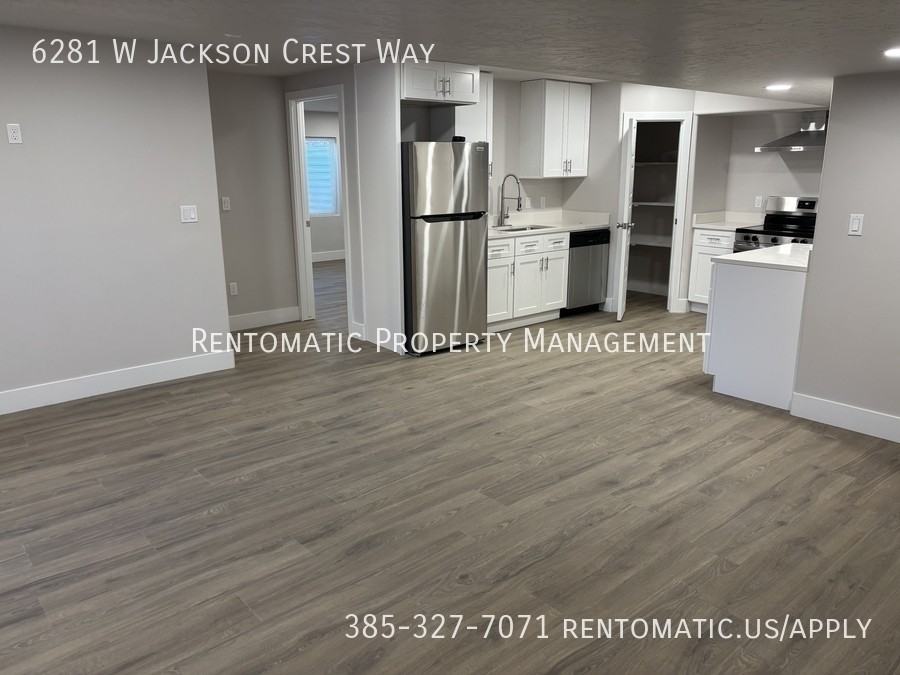 6281 W Jackson Crest Way - Photo 3 of 15