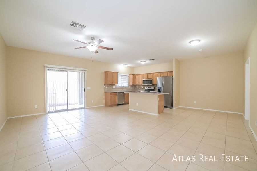 17818 W Acapulco Ln - Photo 3 of 19