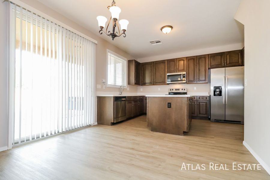 18124 W Lundberg St - Photo 6 of 20