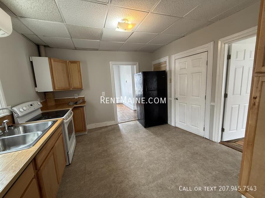 86 Wing St #1 - Photo 7 of 8