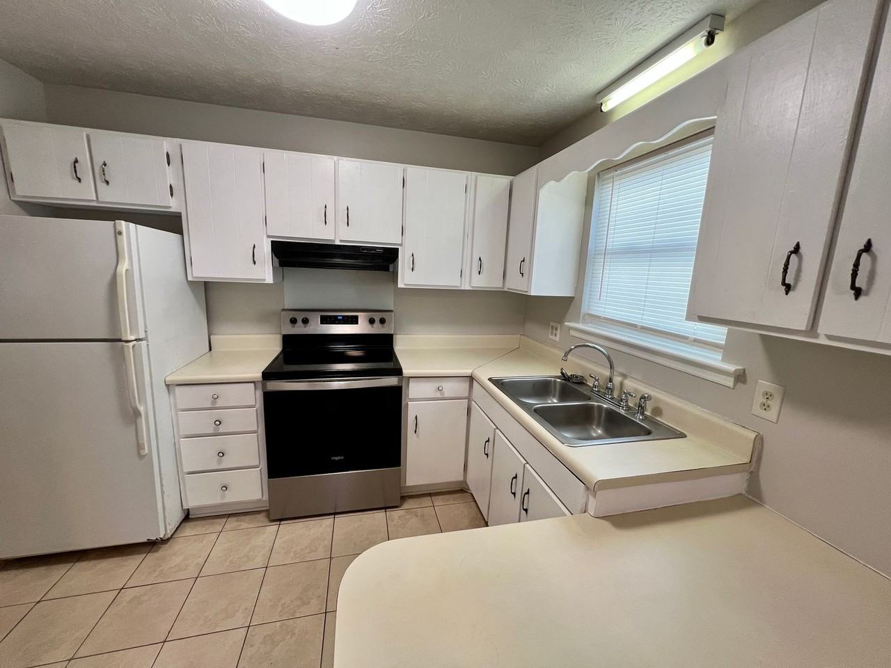 1649B S Beltline Blvd - Photo 7 of 14