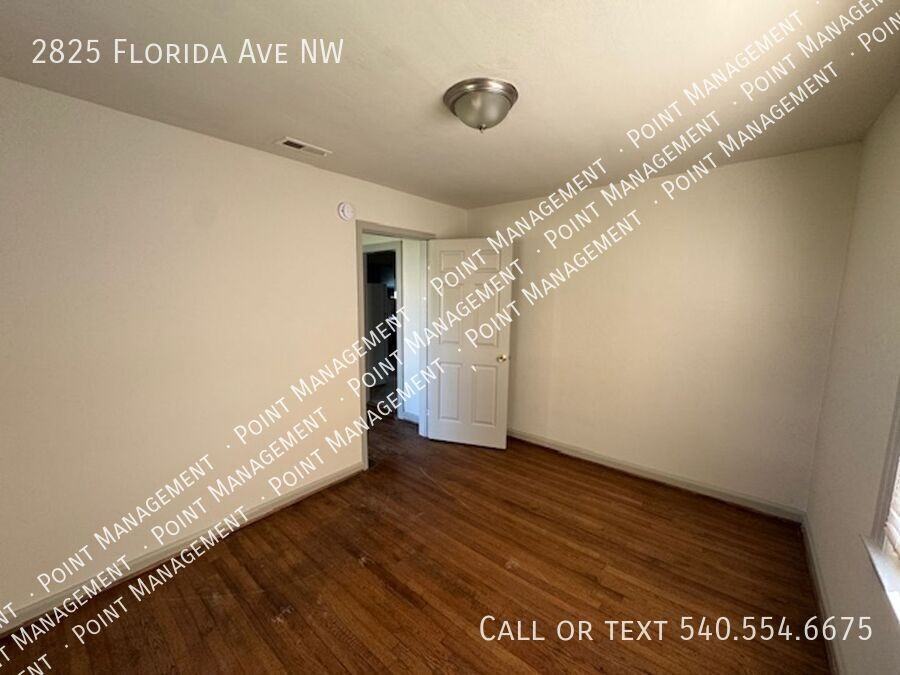 2825 Florida Ave Nw - Photo 3 of 8