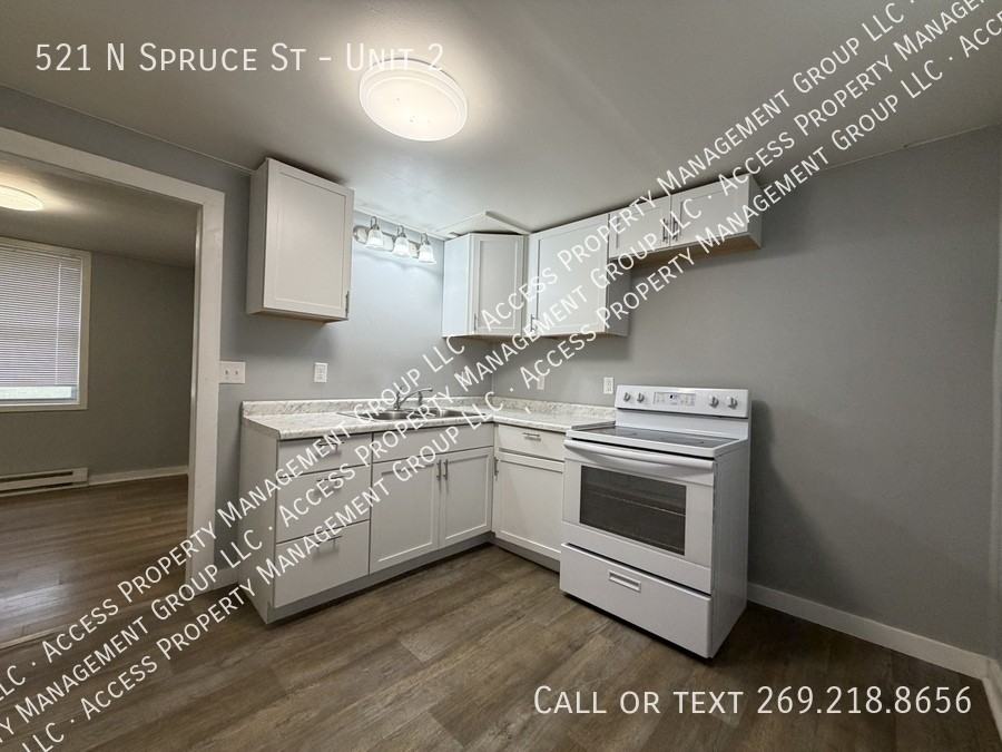 521 N Spruce St #2 - Photo 7 of 10