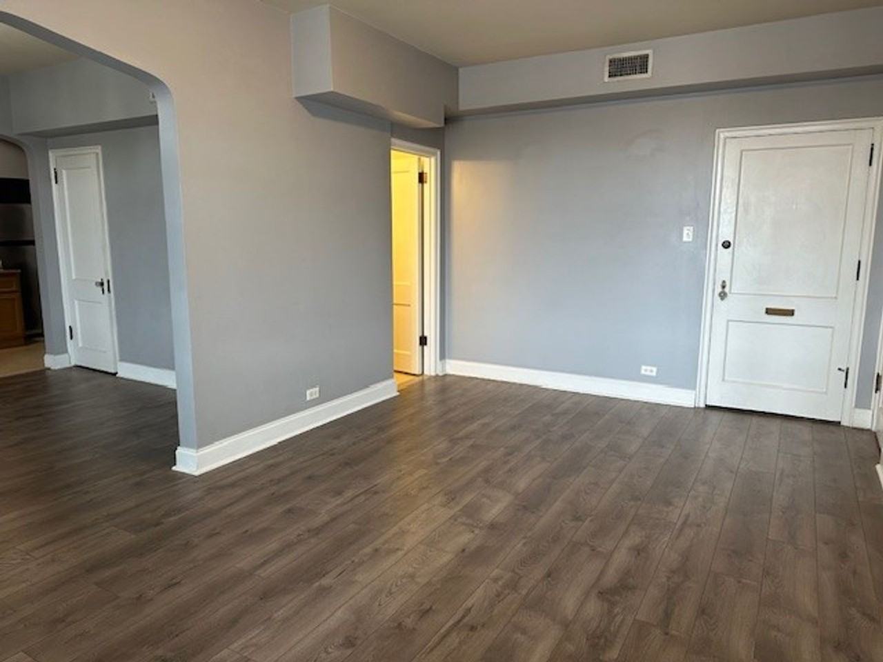 1525 N Front St #U306 - Photo 3 of 10