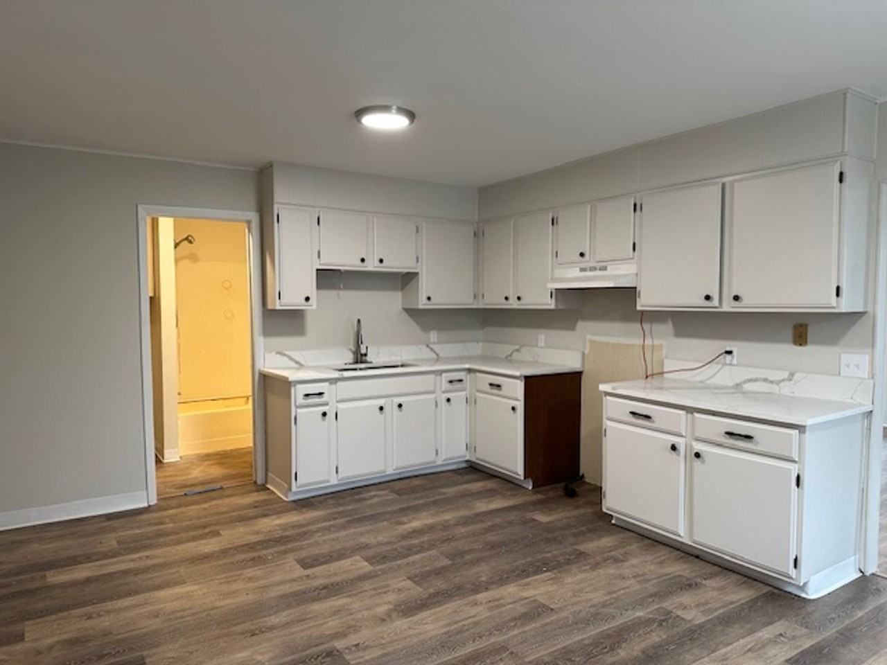 113 Market St - Photo 6 of 8