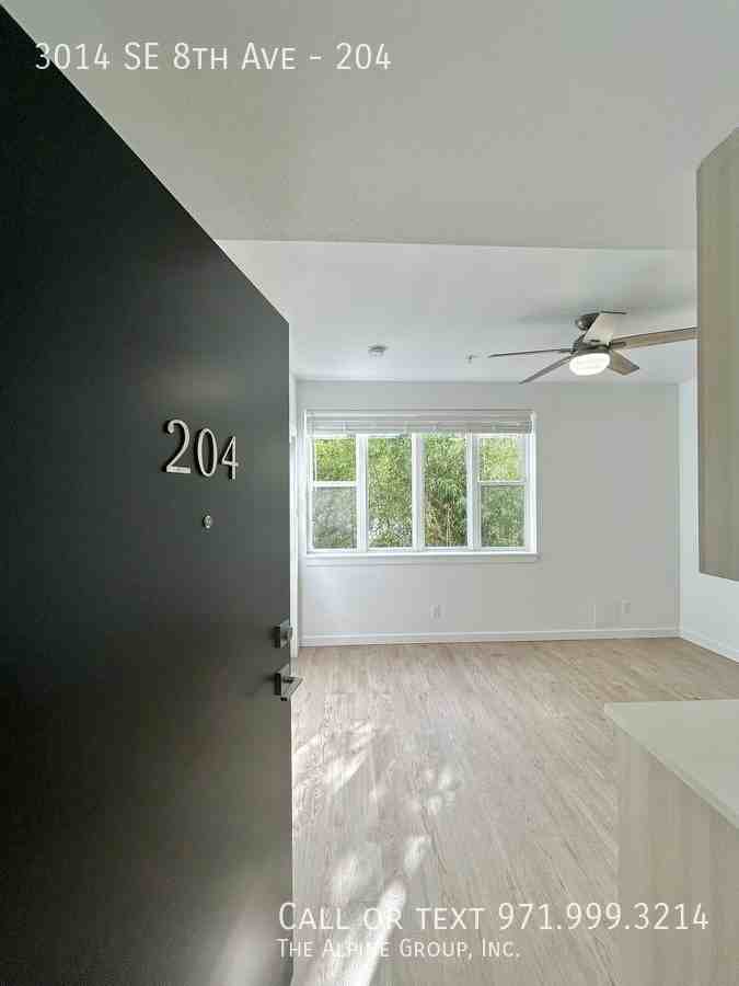 3014 Se 8th Ave #204 - Photo 5 of 18