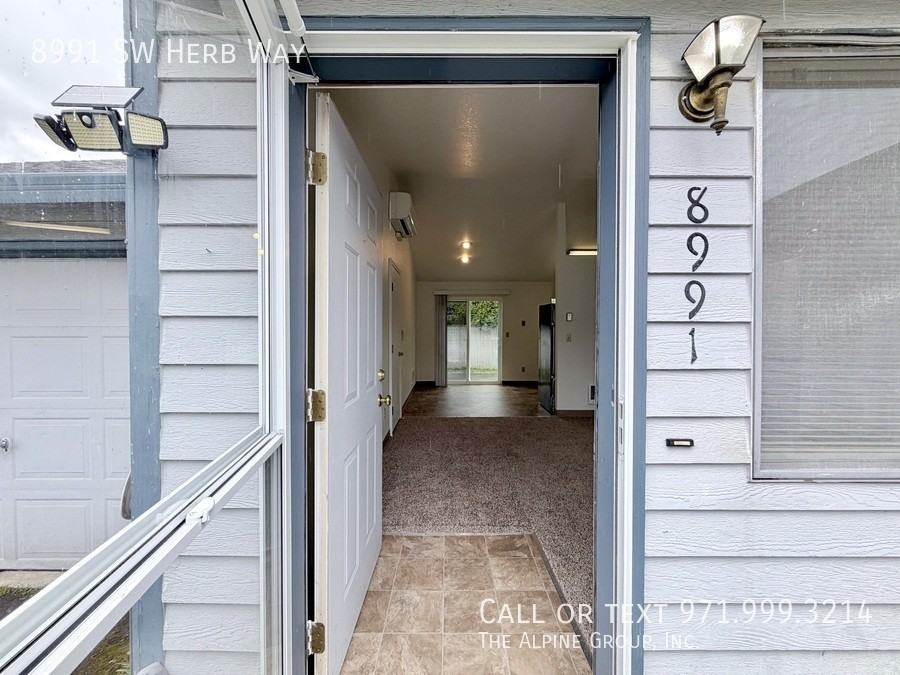 8991 Sw Herb Way - Photo 2 of 31